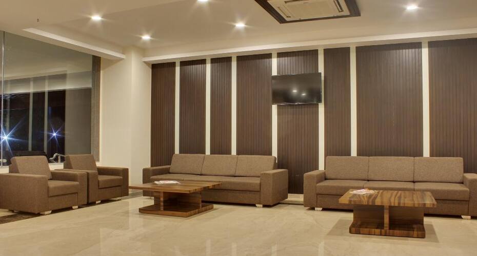 Hotel Lake View, Saputara 4